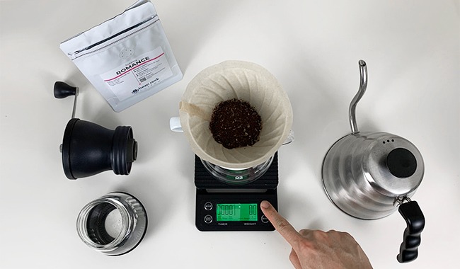 basic 4:6 method step 3 pour 20g coffee