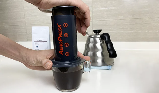 aeropress coffee recipe step 7 press plunger gently